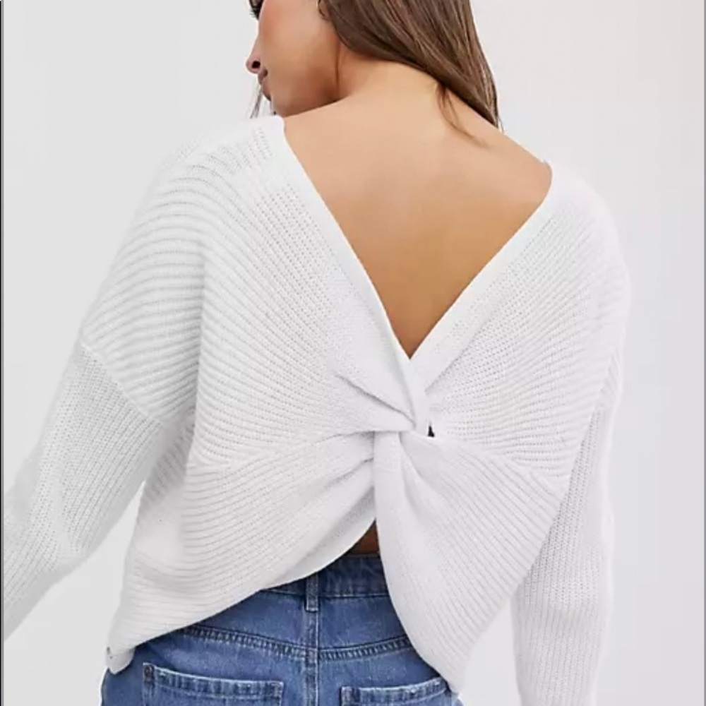 HOLLISTER white sweater with cute crossed back!!